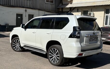 Toyota Land Cruiser Prado 150 рестайлинг 2, 2018 год, 5 300 000 рублей, 4 фотография