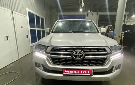Toyota Land Cruiser 200, 2014 год, 3 500 000 рублей, 1 фотография