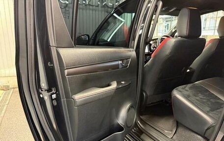 Toyota Hilux VIII, 2022 год, 4 290 099 рублей, 12 фотография