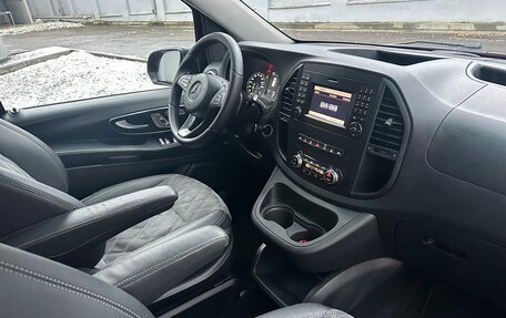 Mercedes-Benz Vito, 2016 год, 2 935 000 рублей, 24 фотография