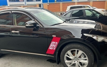 Infiniti FX II, 2011 год, 2 150 000 рублей, 3 фотография