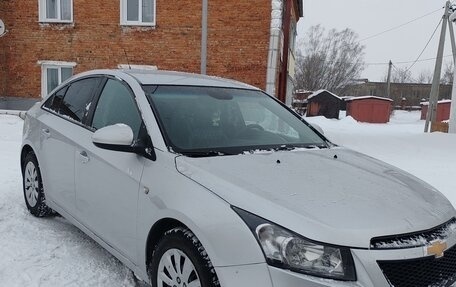 Chevrolet Cruze II, 2011 год, 450 000 рублей, 6 фотография