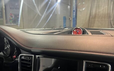 Porsche Panamera II рестайлинг, 2012 год, 5 000 000 рублей, 11 фотография