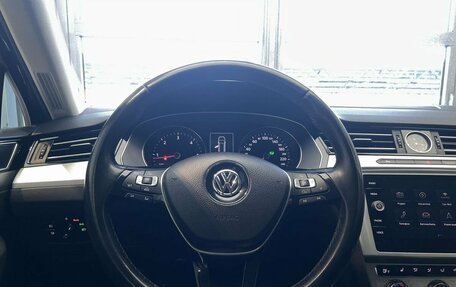 Volkswagen Passat B8 рестайлинг, 2018 год, 1 700 000 рублей, 12 фотография