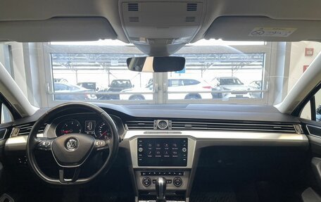 Volkswagen Passat B8 рестайлинг, 2018 год, 1 700 000 рублей, 11 фотография