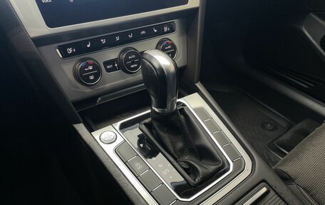 Volkswagen Passat B8 рестайлинг, 2018 год, 1 700 000 рублей, 13 фотография