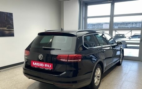 Volkswagen Passat B8 рестайлинг, 2018 год, 1 700 000 рублей, 4 фотография