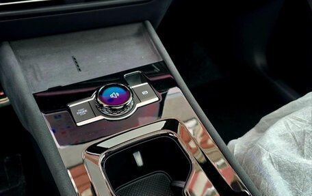 Volkswagen Tiguan, 2025 год, 4 790 000 рублей, 14 фотография