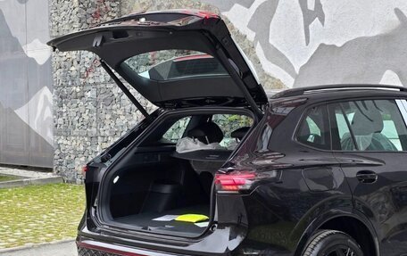 Volkswagen Tiguan, 2025 год, 4 790 000 рублей, 21 фотография