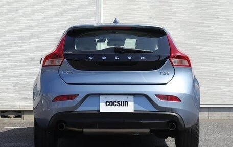 Volvo V40 II рестайлинг, 2017 год, 1 230 000 рублей, 7 фотография