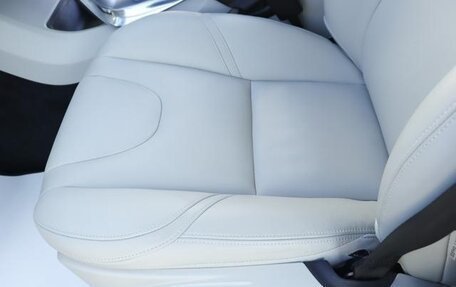 Volvo V40 II рестайлинг, 2017 год, 1 230 000 рублей, 19 фотография