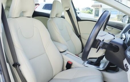 Volvo V40 II рестайлинг, 2017 год, 1 230 000 рублей, 21 фотография