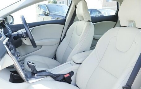 Volvo V40 II рестайлинг, 2017 год, 1 230 000 рублей, 22 фотография