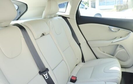 Volvo V40 II рестайлинг, 2017 год, 1 230 000 рублей, 25 фотография