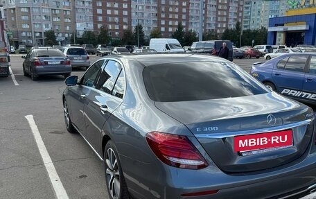 Mercedes-Benz E-Класс, 2019 год, 4 000 000 рублей, 5 фотография