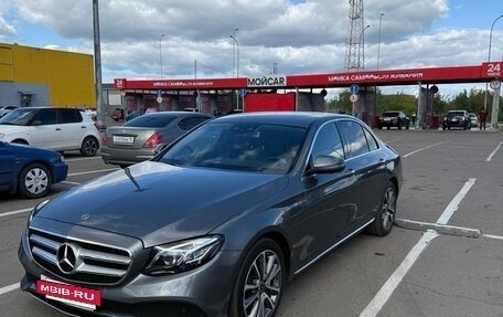 Mercedes-Benz E-Класс, 2019 год, 4 000 000 рублей, 3 фотография