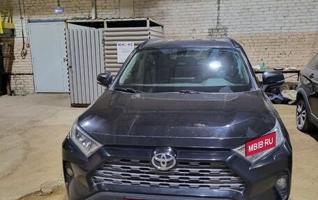 Toyota RAV4, 2020 год, 2 499 999 рублей, 1 фотография