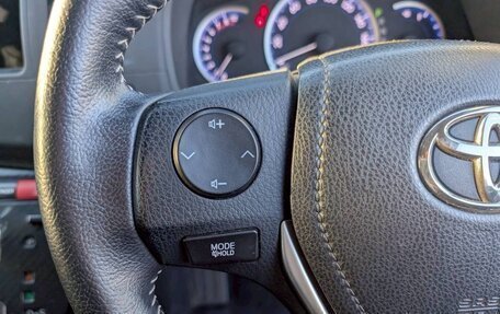 Toyota ISis I, 2017 год, 1 149 000 рублей, 15 фотография