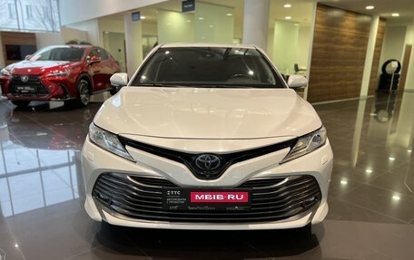 Toyota Camry, 2020 год, 3 451 000 рублей, 2 фотография