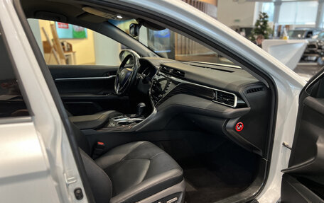 Toyota Camry, 2020 год, 3 451 000 рублей, 12 фотография