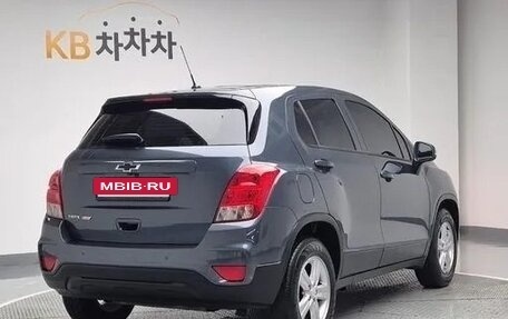 Chevrolet Trax, 2021 год, 1 100 000 рублей, 4 фотография