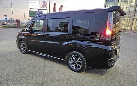 Honda Stepwgn IV, 2017 год, 1 990 000 рублей, 9 фотография