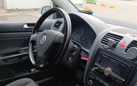 Volkswagen Golf V, 2005 год, 650 000 рублей, 5 фотография