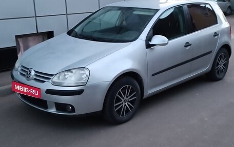 Volkswagen Golf V, 2005 год, 650 000 рублей, 4 фотография