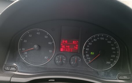 Volkswagen Golf V, 2005 год, 650 000 рублей, 8 фотография