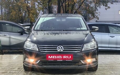 Volkswagen Passat B7, 2013 год, 599 000 рублей, 2 фотография