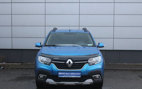 Renault Sandero II рестайлинг, 2019 год, 996 000 рублей, 2 фотография