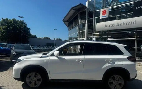Suzuki Vitara II рестайлинг, 2025 год, 3 800 000 рублей, 4 фотография