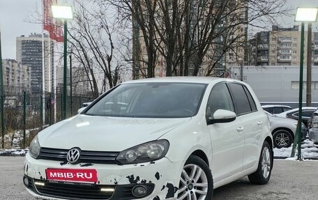 Volkswagen Golf VI, 2011 год, 589 000 рублей, 1 фотография