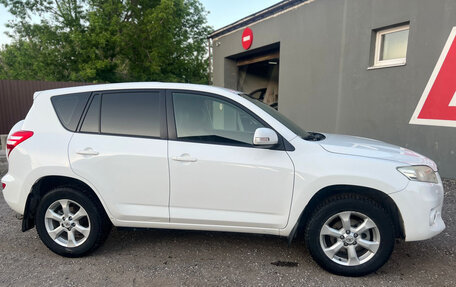Toyota RAV4, 2011 год, 1 750 000 рублей, 4 фотография