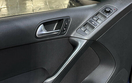 Volkswagen Tiguan I, 2011 год, 850 000 рублей, 16 фотография