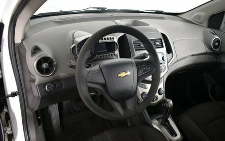 Chevrolet Aveo III, 2012 год, 599 990 рублей, 6 фотография