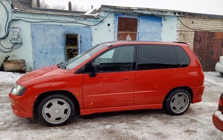 Mitsubishi Space Runner II, 2000 год, 520 000 рублей, 6 фотография
