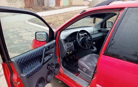 Mitsubishi Space Runner II, 2000 год, 520 000 рублей, 14 фотография