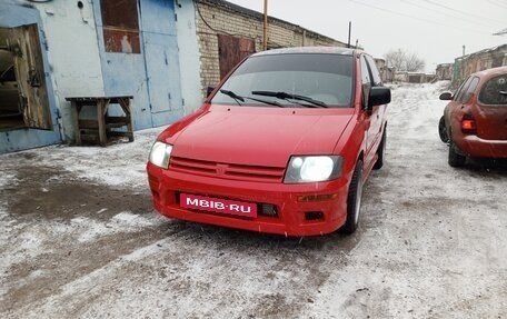 Mitsubishi Space Runner II, 2000 год, 520 000 рублей, 5 фотография