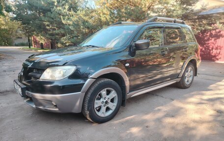 Mitsubishi Outlander III рестайлинг 3, 2006 год, 450 000 рублей, 3 фотография