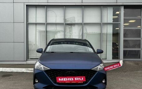 Hyundai Solaris II рестайлинг, 2021 год, 1 675 000 рублей, 2 фотография