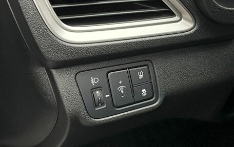 Hyundai Solaris II рестайлинг, 2021 год, 1 675 000 рублей, 24 фотография