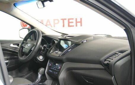 Ford Escape III, 2017 год, 1 425 000 рублей, 10 фотография