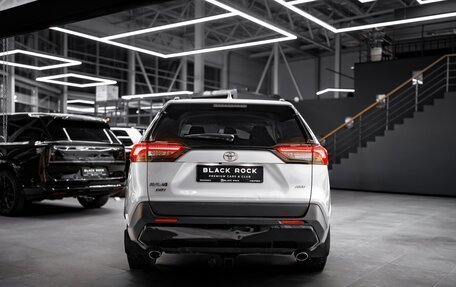 Toyota RAV4, 2021 год, 3 540 000 рублей, 4 фотография