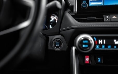 Toyota RAV4, 2021 год, 3 540 000 рублей, 19 фотография