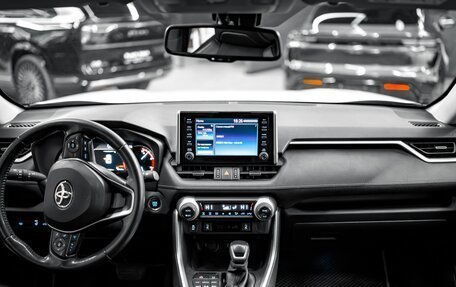 Toyota RAV4, 2021 год, 3 540 000 рублей, 26 фотография