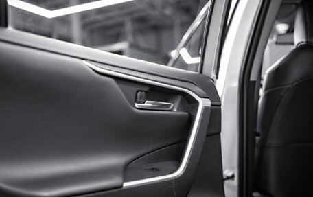 Toyota RAV4, 2021 год, 3 540 000 рублей, 29 фотография