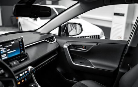 Toyota RAV4, 2021 год, 3 540 000 рублей, 32 фотография