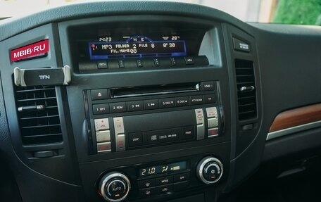 Mitsubishi Pajero IV, 2007 год, 2 300 000 рублей, 27 фотография