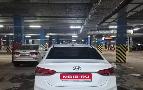 Hyundai Solaris II рестайлинг, 2019 год, 840 000 рублей, 3 фотография